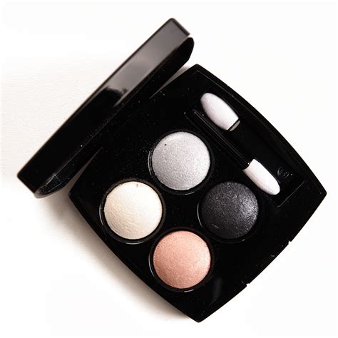 Chanel Tisse Ombre de Lune (258) Eyeshadow Quad Review